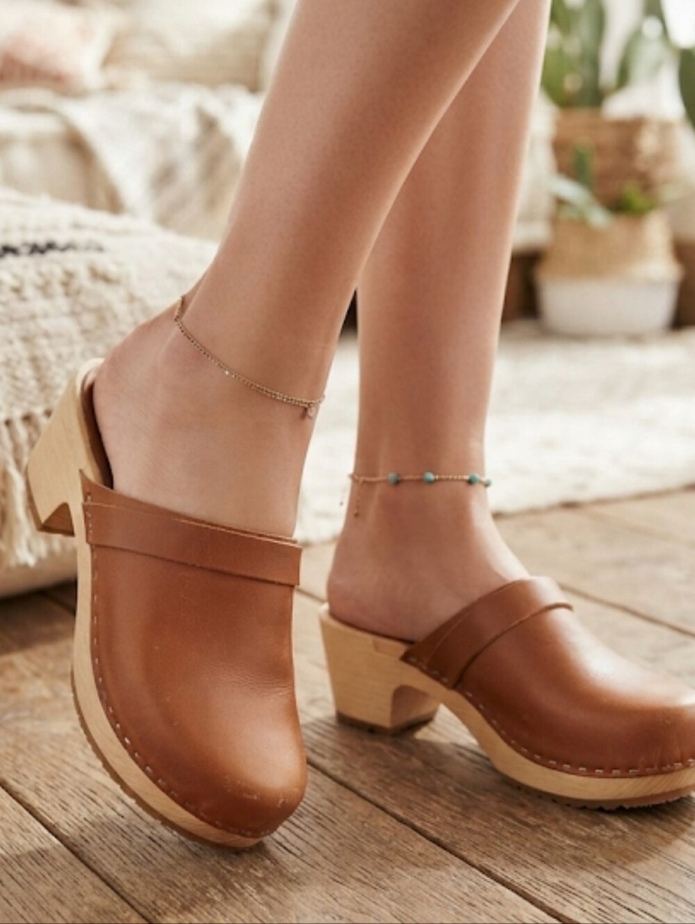Charlotte Stone Women's Clogs - Brown/Tan –Martino Luggage Tan